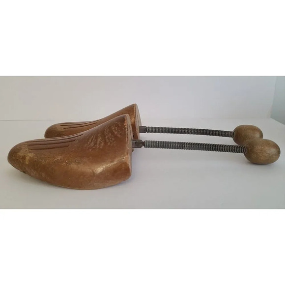 Vintage Wooden Shoe Stretchers Size 9.5-10 US Left And Right - Picture 4 of 5